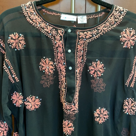 Cohabitat Gorgeous sheer embroidered tunic - Picture 2 of 10